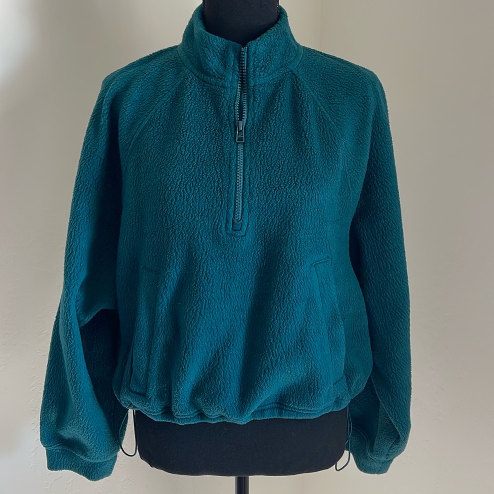 Old Navy Sweater